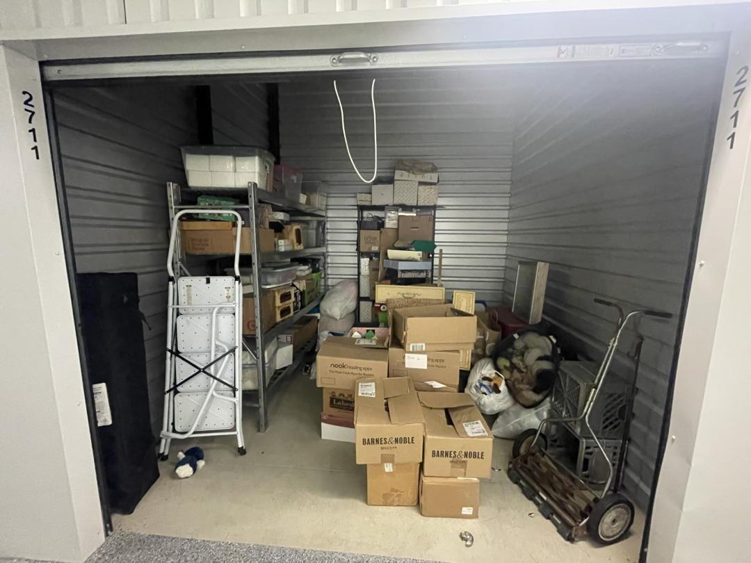 Storage Unit Auction in Pflugerville, TX at SpareBox Storage 0093 ends on 21st June, 2023 104 PM